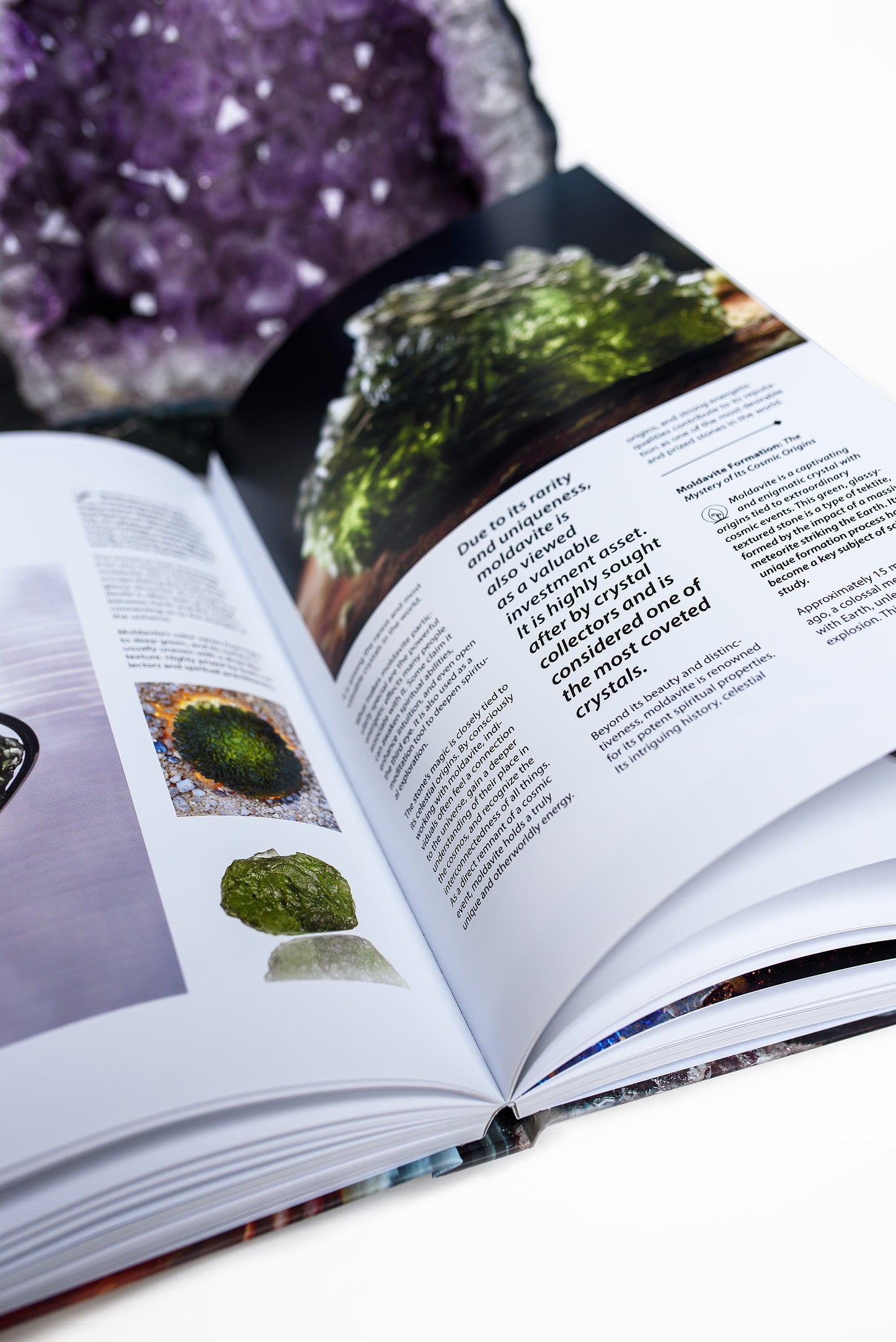 Conheça seu livro de cristal: Ciência | Lendas | Magia