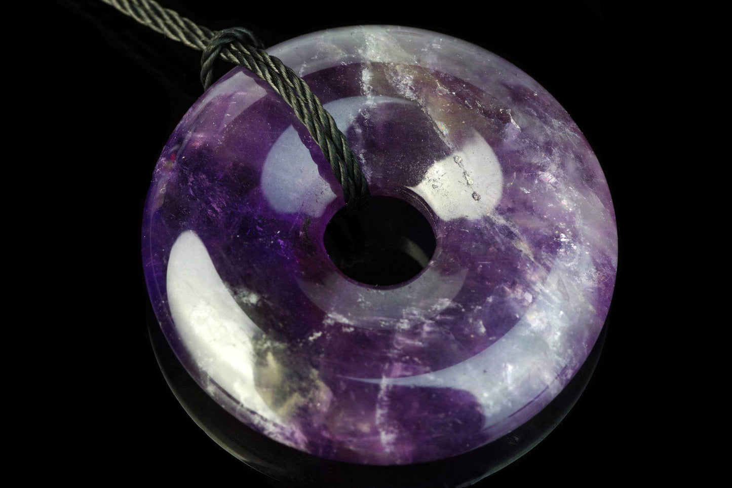 Amethyst pendant – Donut 30mm