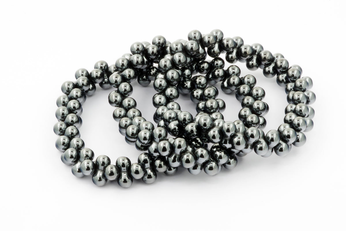Hematite bracelet – DNA featuring smooth, polished hematite beads arranged in a stylish, modern design ideal for crystal jewellery lovers and healing crystals enthusiasts.