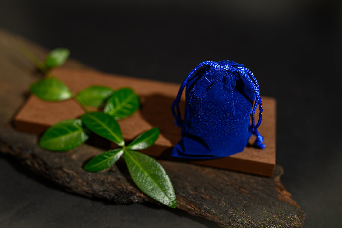 Kristallipussi kanavoida ja jumalallinen yhteys