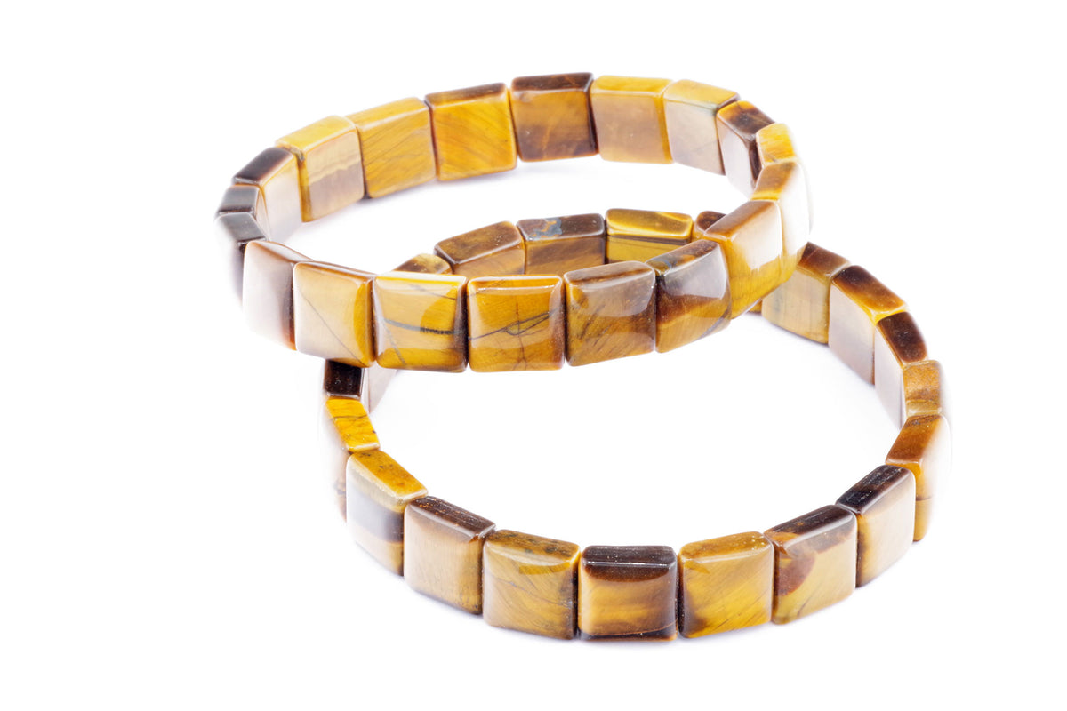 Tiger eye bracelet – Square featuring polished natural crystal gemstones in warm golden and brown tones, arranged in a sleek, elegant design suitable for crystal jewellery collections.