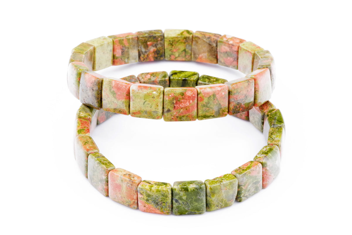 Unakite bracelet – Square featuring polished natural gemstone beads in green and pink hues, perfect as crystal jewellery for healing and meditation.