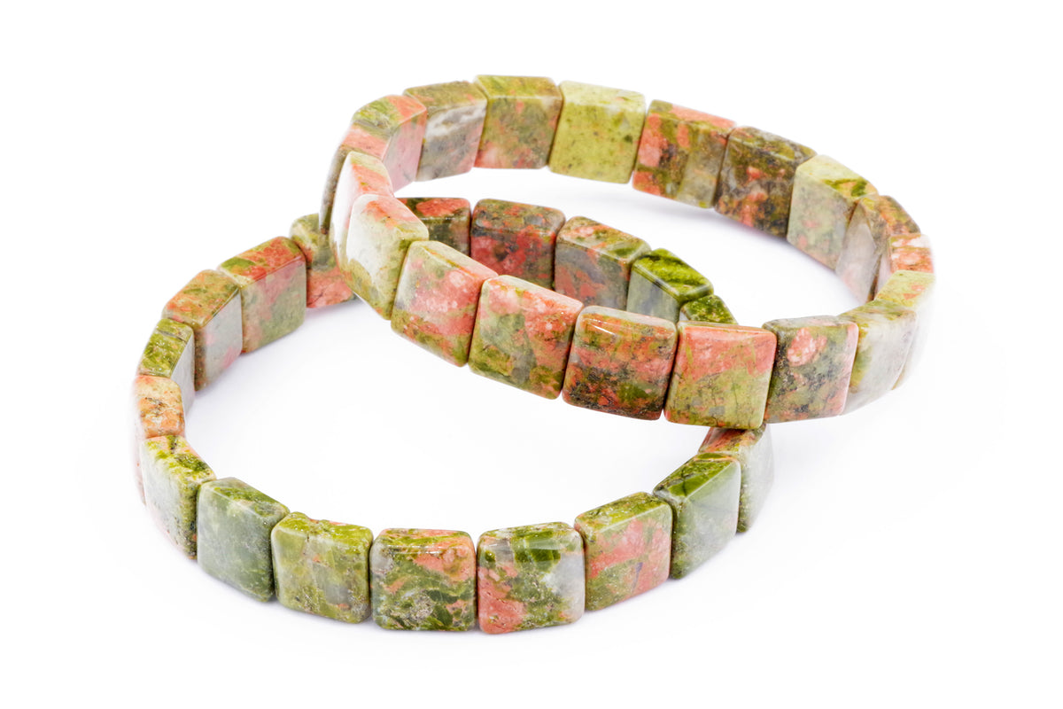 Two Unakite bracelet – Square pieces made of natural pink and green polished crystal gemstones arranged in a circular pattern on a white background.