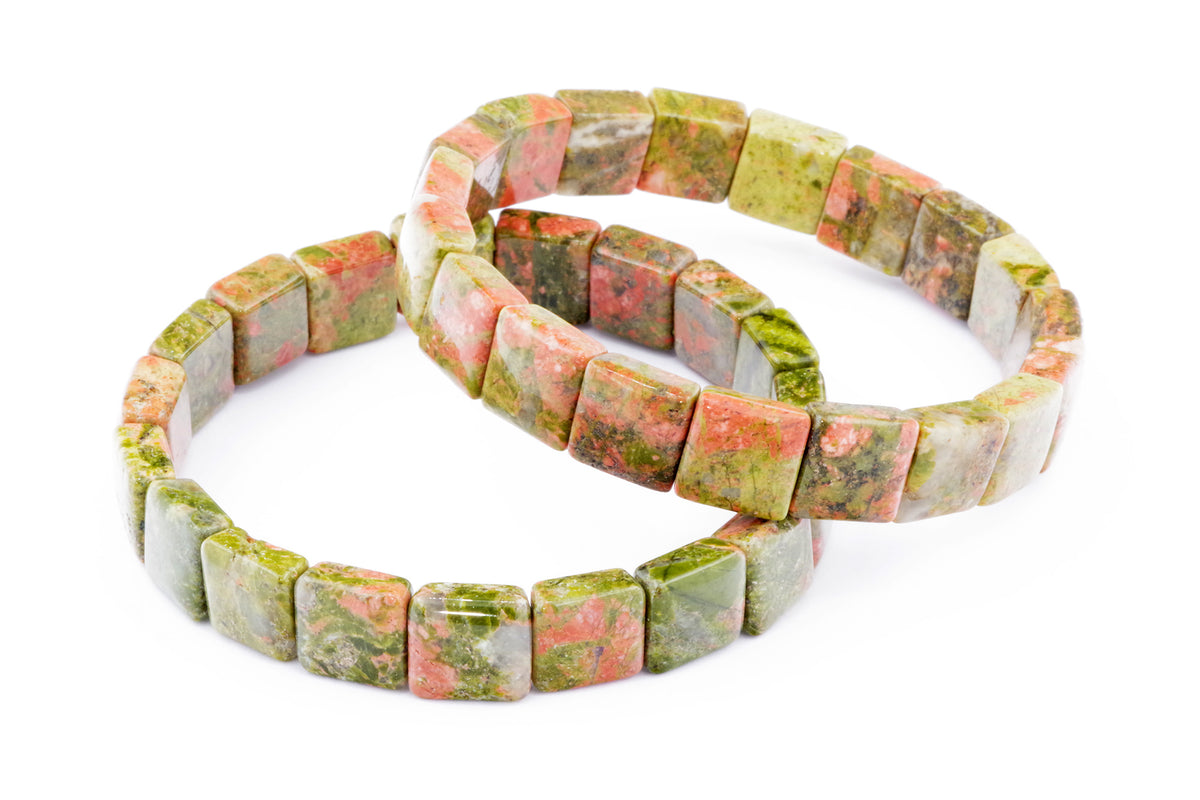 Unakite bracelet – Square featuring polished natural crystal gemstones in green and pink tones, showcasing unique mineral patterns for crystal jewellery and healing purposes.