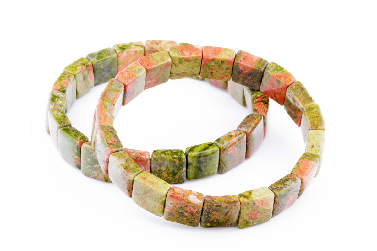 Unakite bracelet – Square featuring polished natural crystal gemstones in green and pink hues, arranged in square shapes for unique crystal jewellery with healing properties.