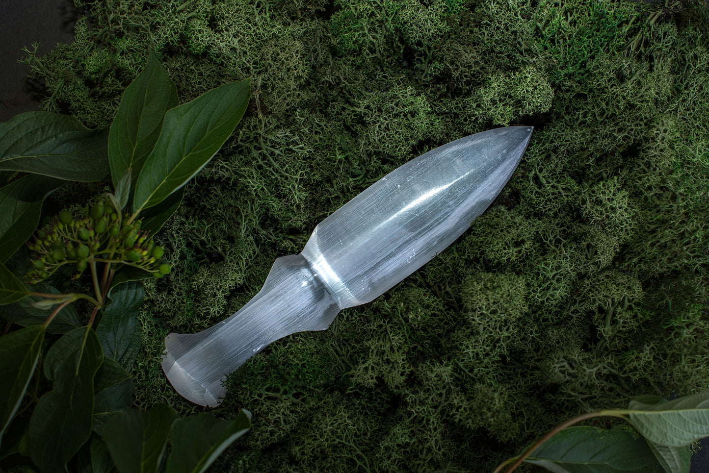 Selenite –ritualistic - www.Crystals.eu