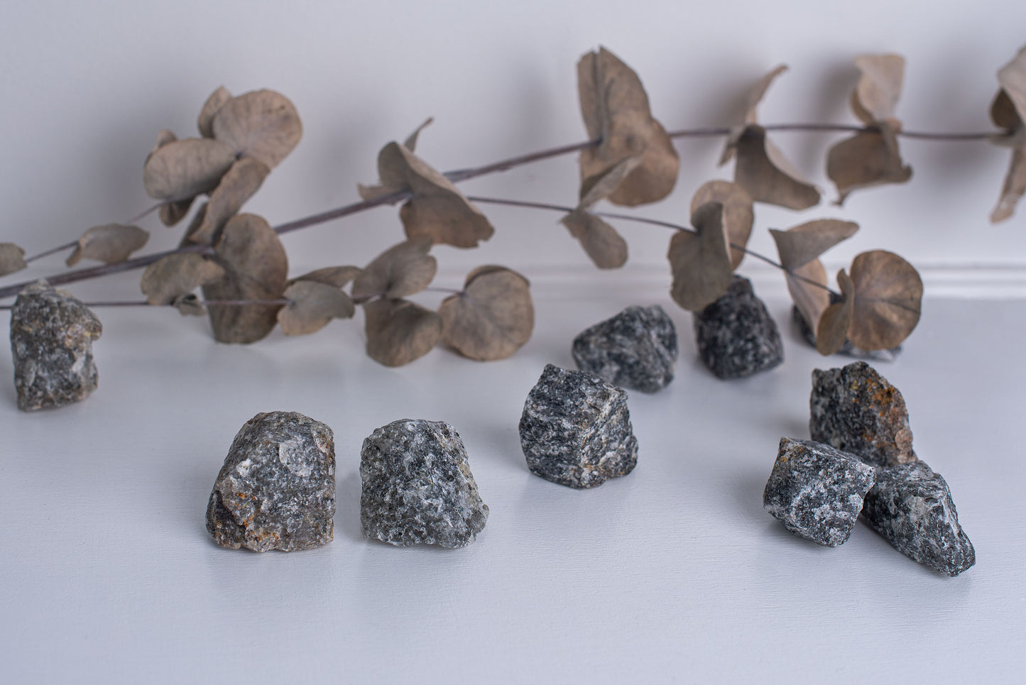 Lithomanite Raw - www.Crystals.eu