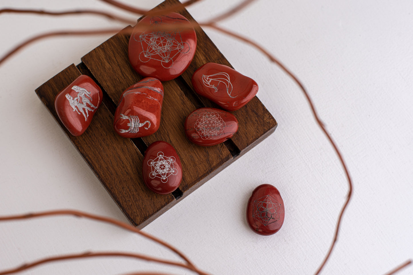 Engraving - www.Crystals.eu