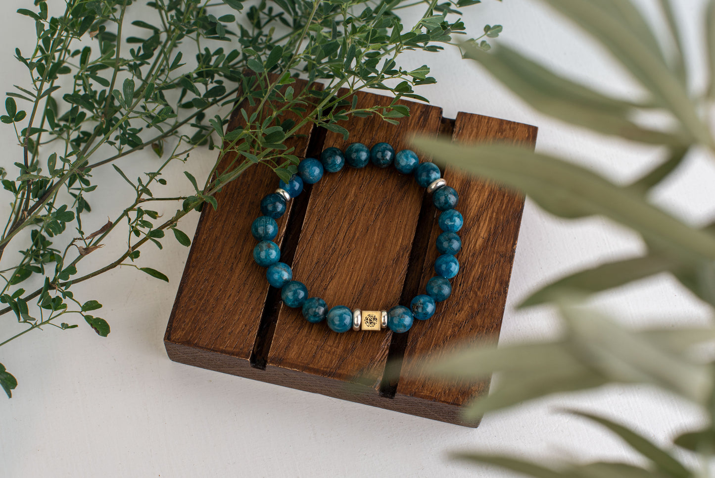 Apatite bracelet – 925 silver - 8mm - www.Crystals.eu