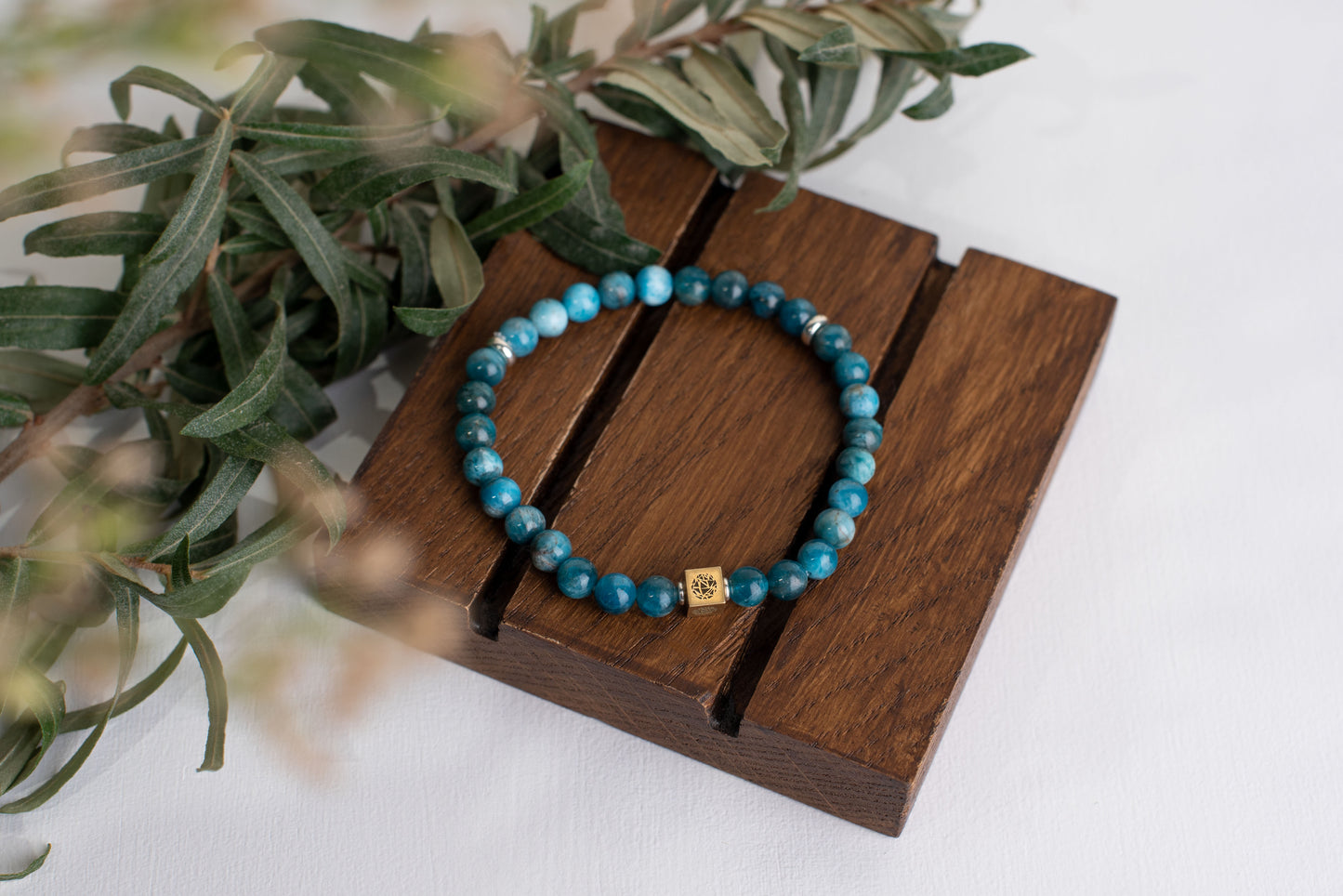 Apatite bracelet – 925 silver - 6mm - www.Crystals.eu