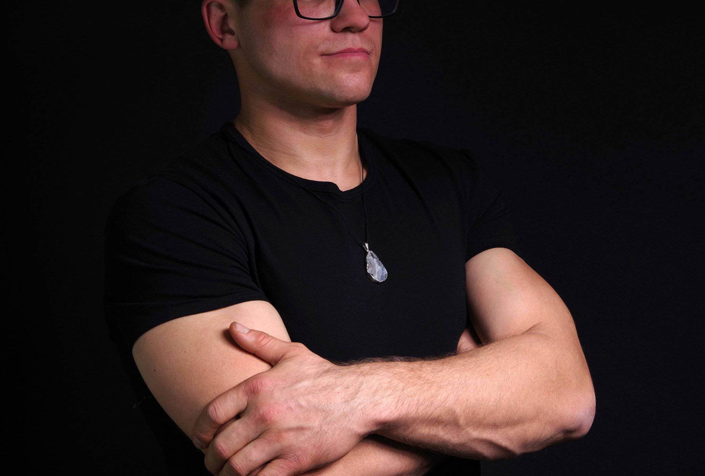 Chalcedony pendant – Unique