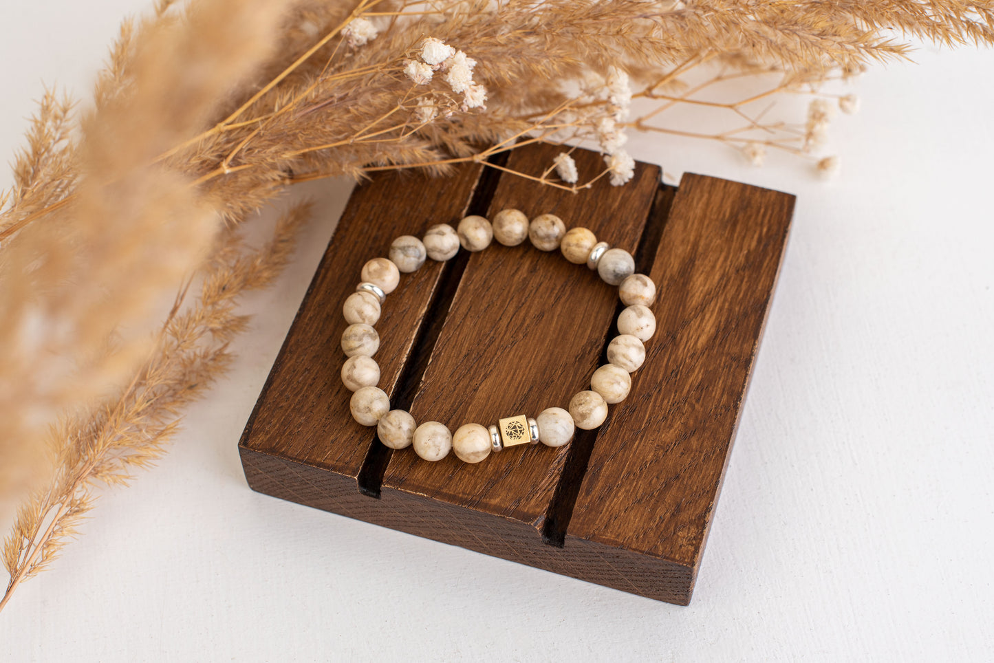 Feldspar bracelet – 925 silver - 8mm - www.Crystals.eu