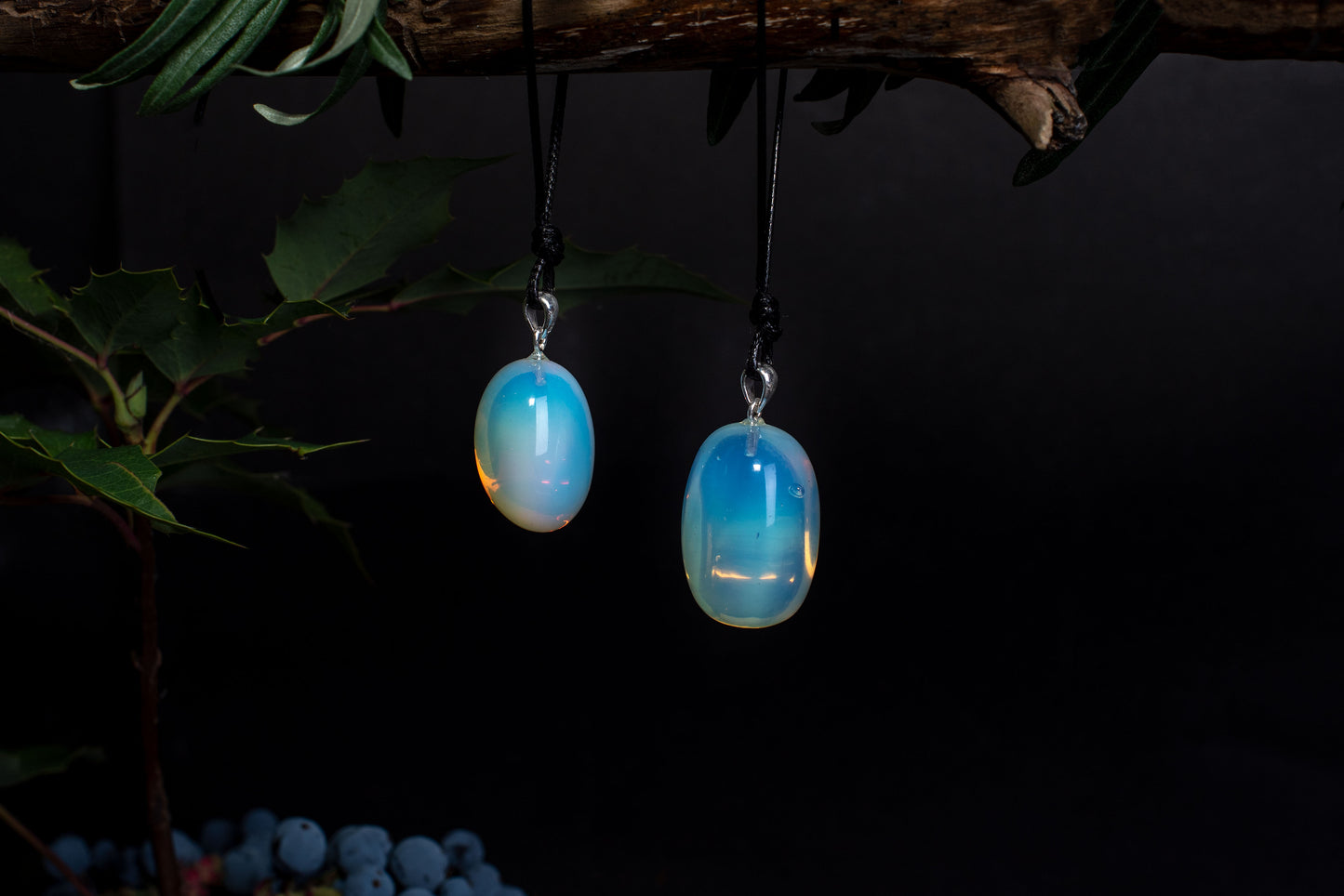 Opal glass – 925 silver - www.Crystals.eu