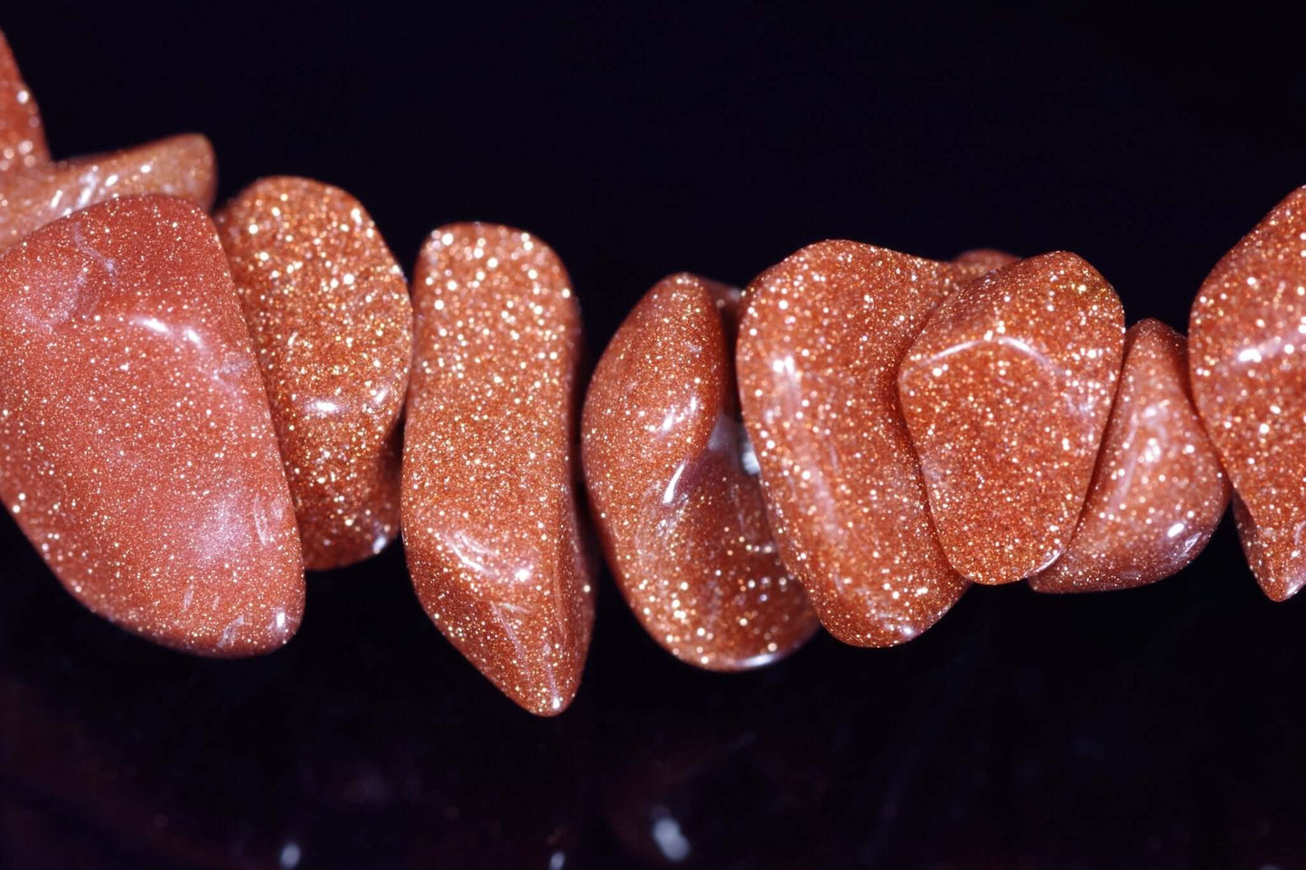 Goldstone bracelet – Chips