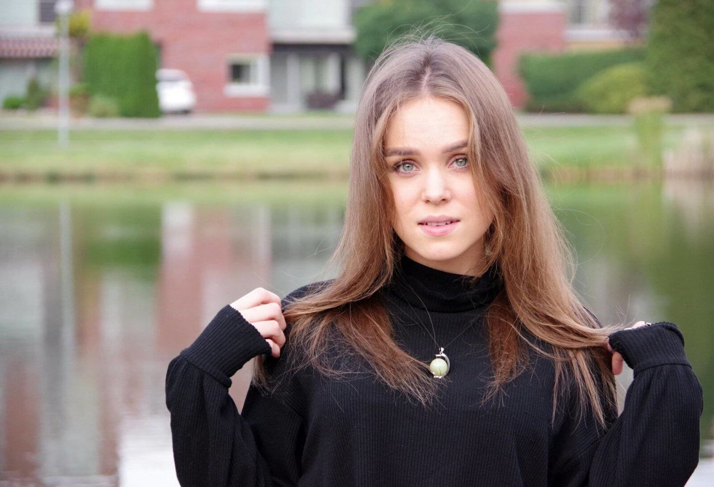 Jade pendant sphere – 20mm