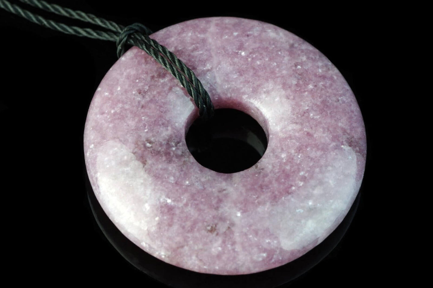 Lepidolite pendant – Donut 30mm