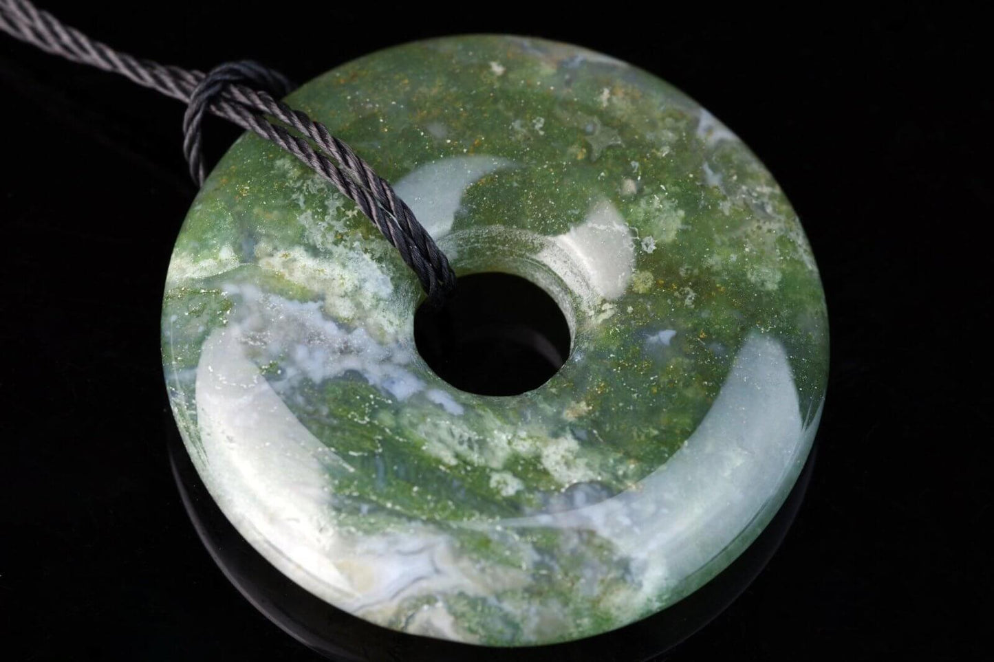 Moss agate pendant – Donut 30mm