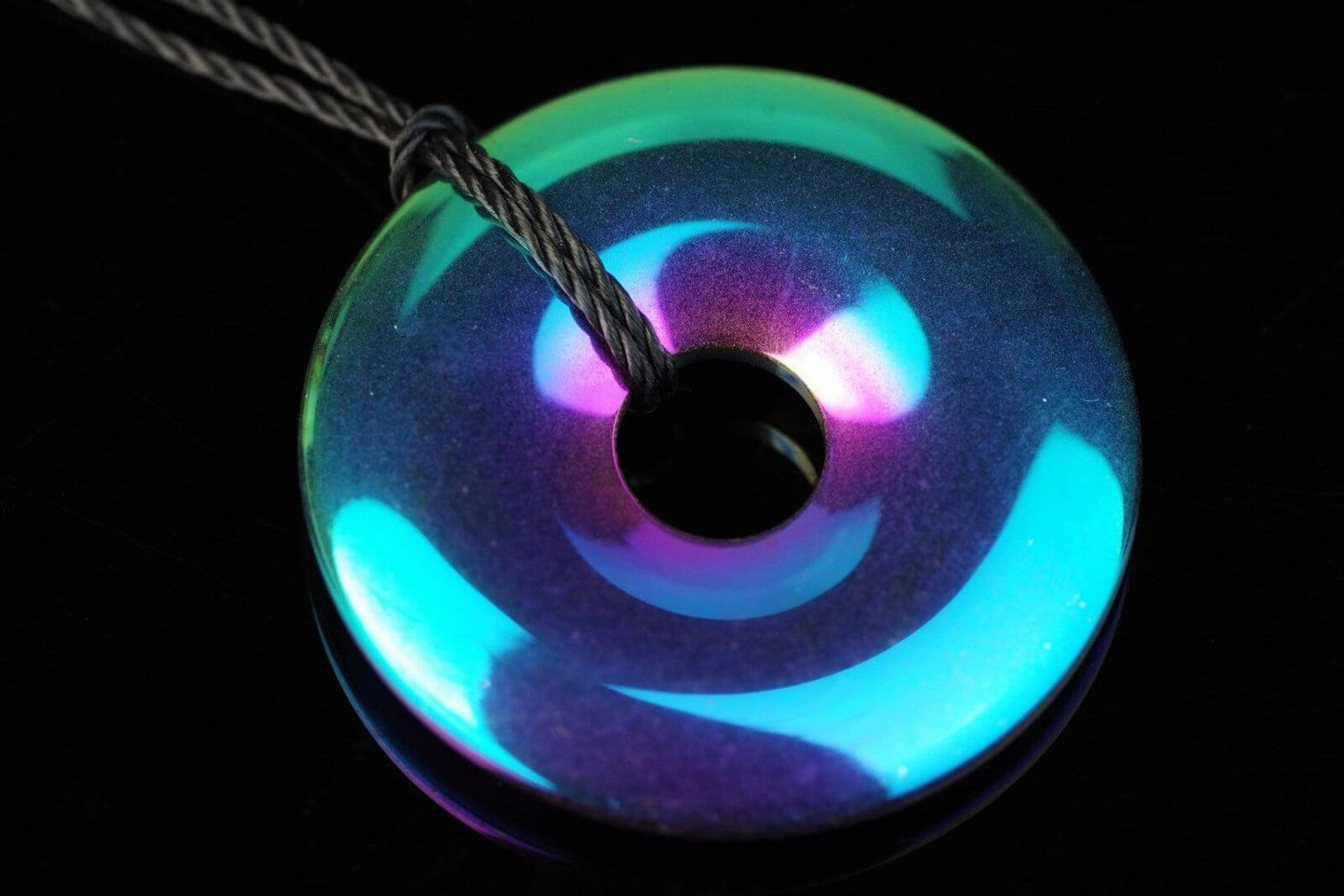 Rainbow Hematite pendant – Donut 30mm