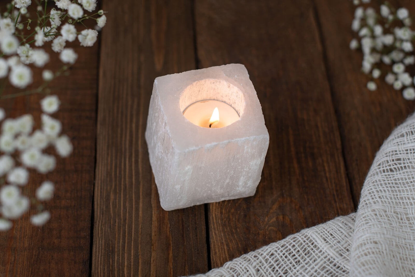 Selenite – candlelight 9