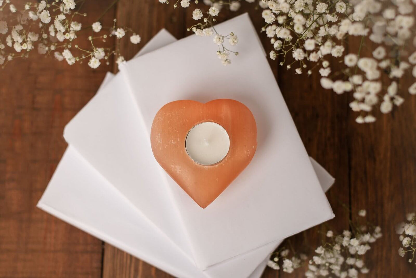 Selenite – candlelight heart red