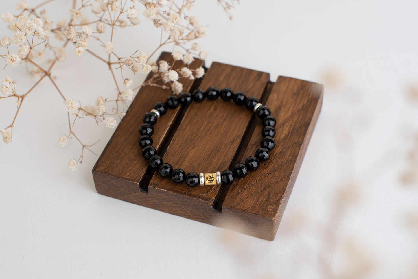 Shungite bracelet – 925 silver - Faceted 8mm - www.Crystals.eu