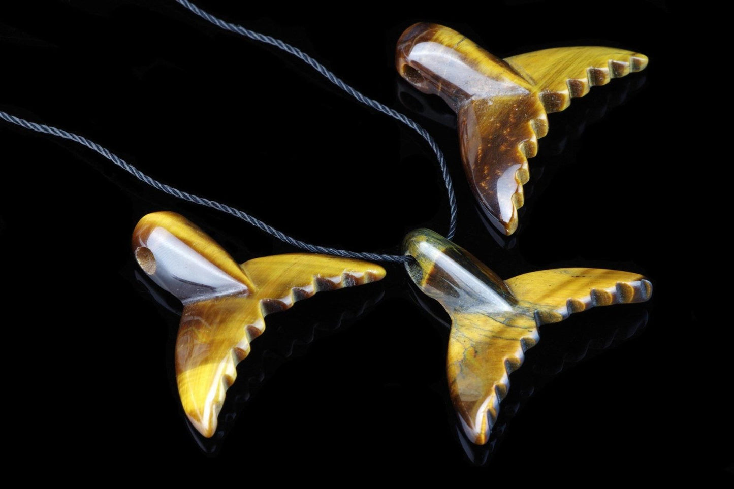 Tiger eye pendant – Dolphin tail
