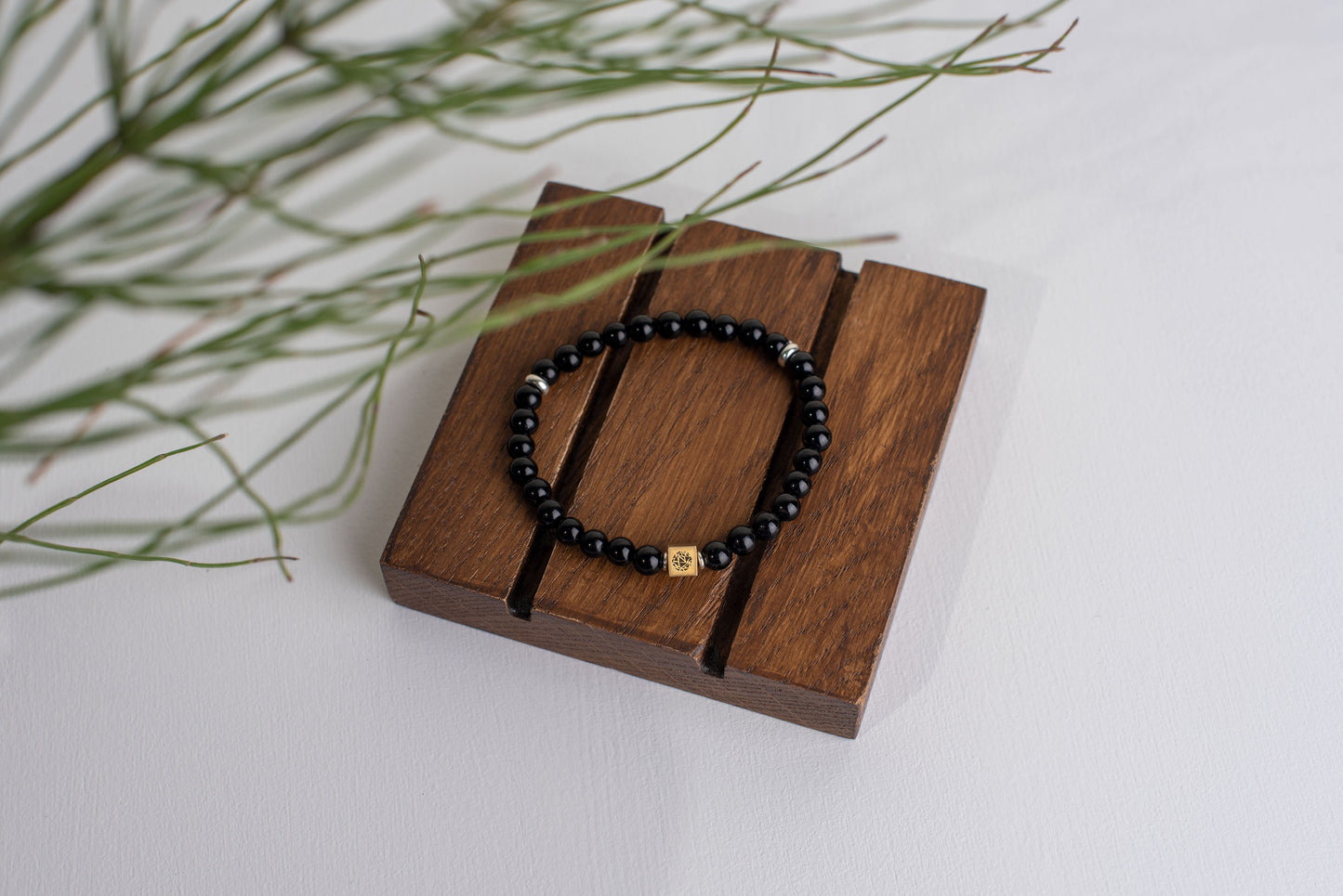 Tourmaline bracelet – 925 silver - 6mm - www.Crystals.eu