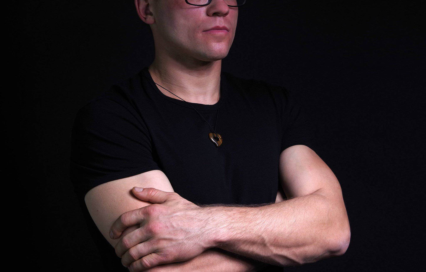 Iron Tiger eye pendant – Fashion Heart - www.Crystals.eu