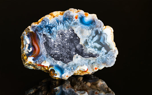 Agate geode: Formation & Geology Varieties