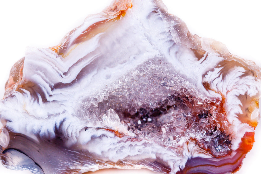 Agate geode: The House Inside the Stone