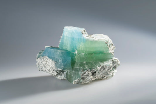 Brucite: Mythical & Magic Uses (Practical Guide) 