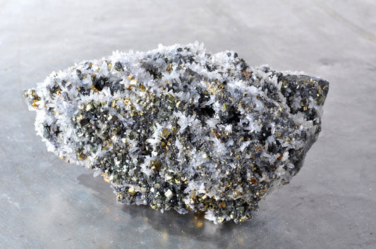Chalcopyrite: Grading & Localities