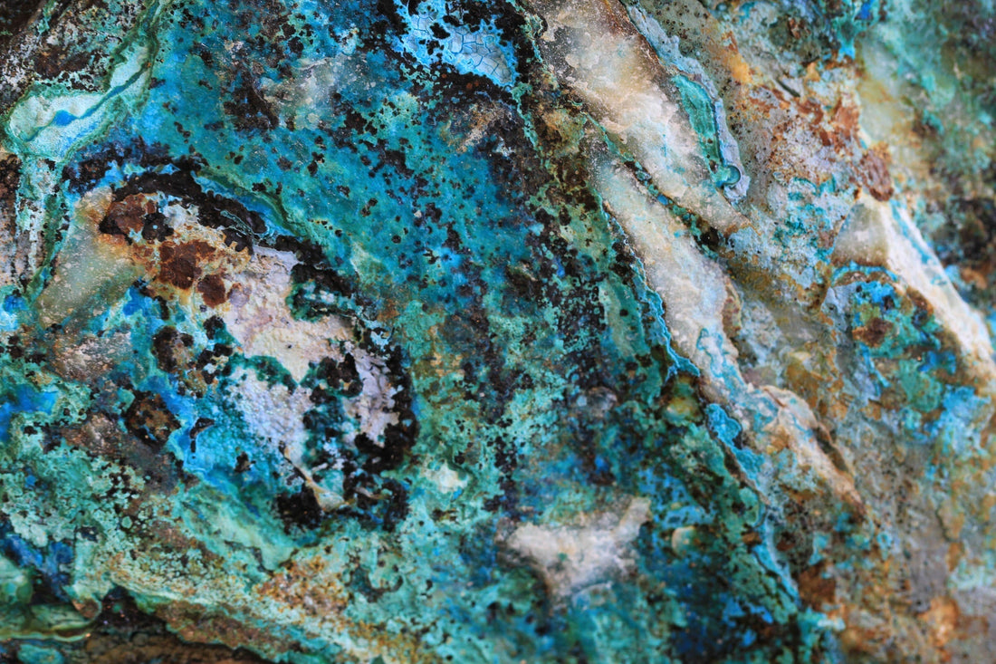 Chrysocolla: Mythical & Magic Uses — A Practical Guide