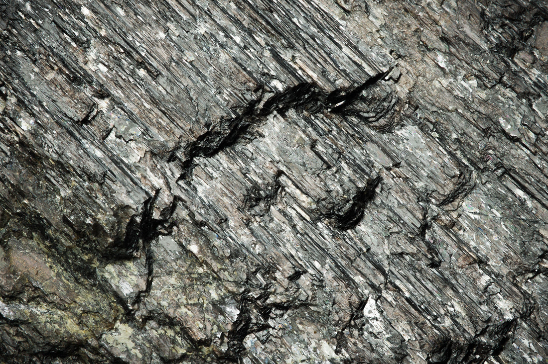 Hypersthene (Orthopyroxene): Physical & Optical Characteristics