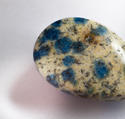 The Lanterns of K2 — A Legend of the Summit‑Sky Stone