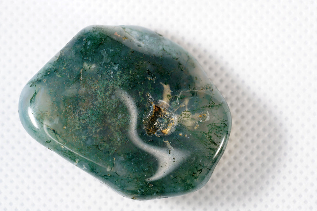 Moss agate: Legend about crystal