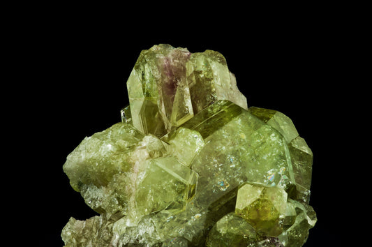 Vesuvianite (Idocrase): Mythical & Magic Uses — A Practical Guide