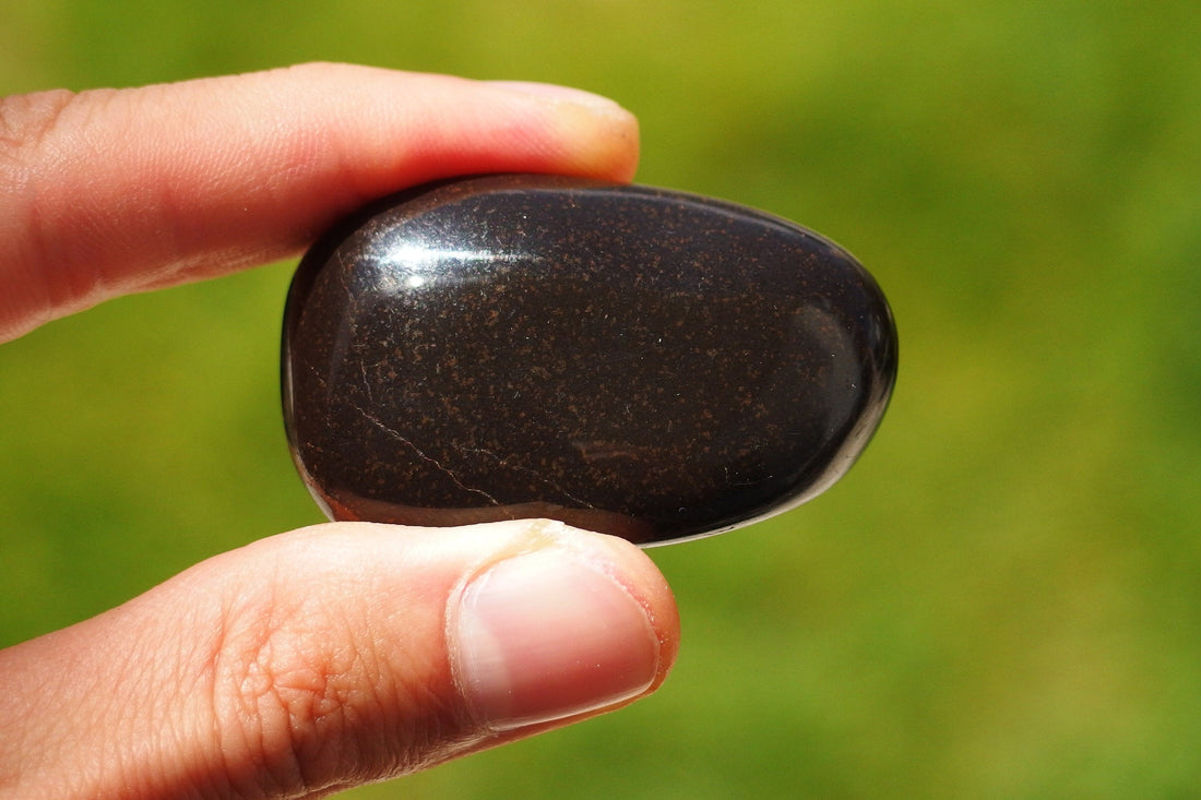 Black Onyx: Grading & Localities