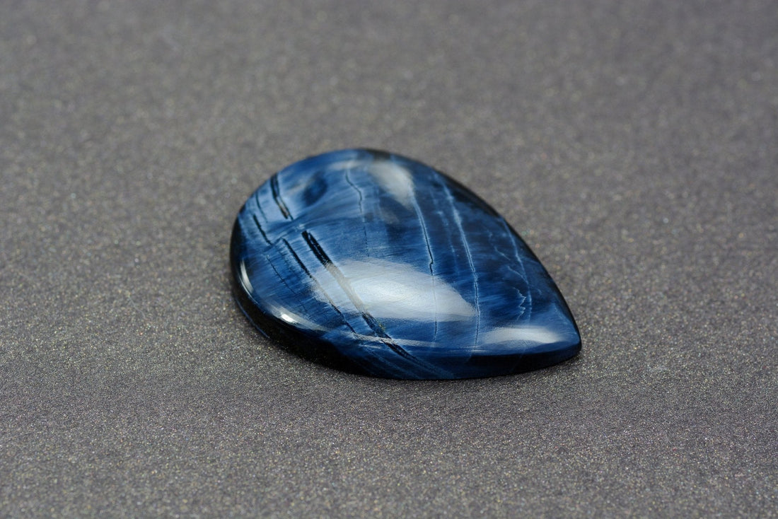 Blue tiger eye - www.Crystals.eu