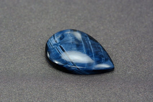 Blue tiger eye - www.Crystals.eu