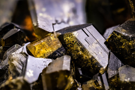 Epidote: Formation, Geology & Varieties