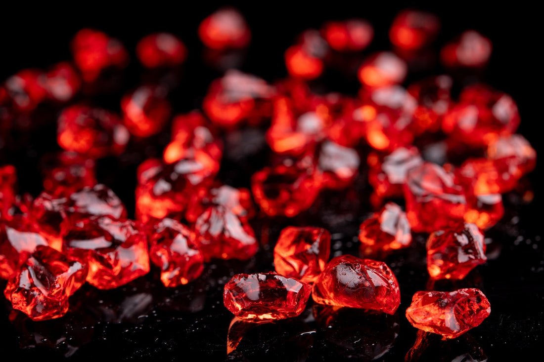 Garnet: Formation & Geology — Varieties in the Earth