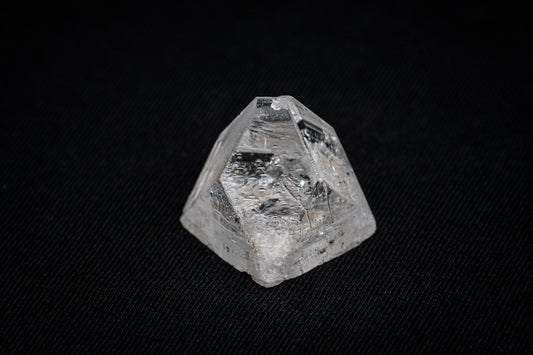 Girasol (Quartz): Grading & Localities