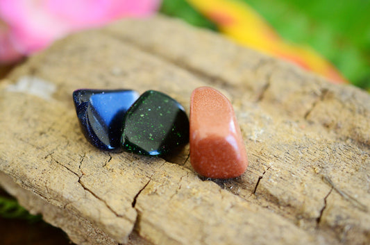 Goldstone Aventurine: Grading & Localities