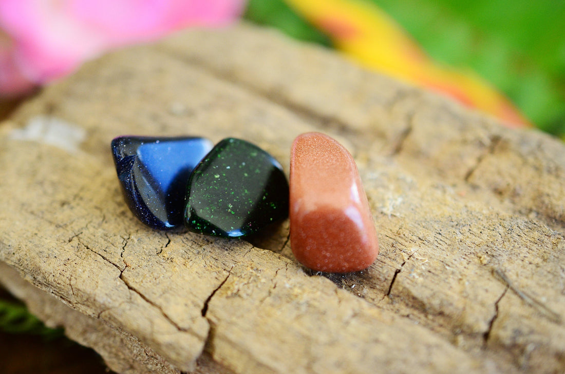 Goldstone Aventurine: Grading & Localities