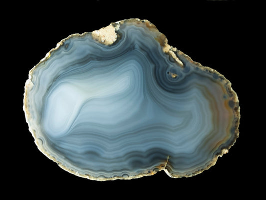 Grey agate: Physical & Optical Characteristics