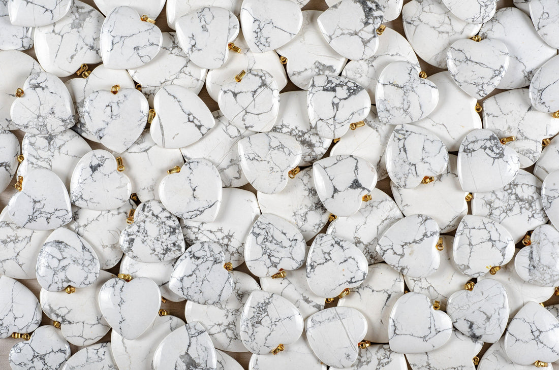 The Quiet Atlas — A Legend of Howlite