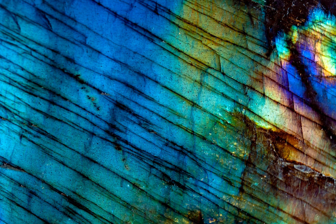 Labradorite: History & Cultural Significance