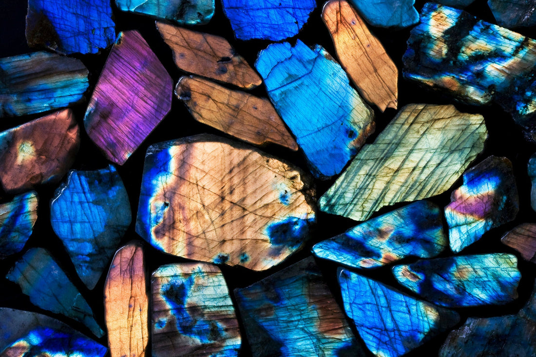 Labradorite: The Door of the Northlight — A Legend of the Aurora Stone