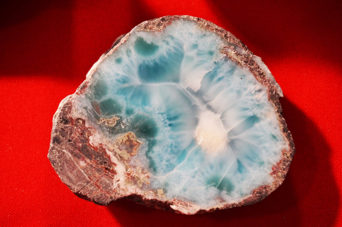 Larimar: Physical & Optical Characteristics